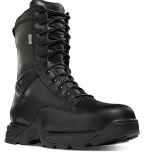 NWT Danner Striker lI EMS Uniform
Boot, Black (Men’s size 3/ Women’s- size 5)